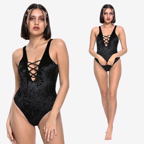 Hot Topic Other - Black Velvet One Piece- Size XXL